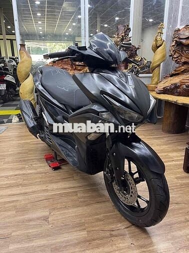 👉NVX biển SG ngoại hình đẹp, máy bao êm