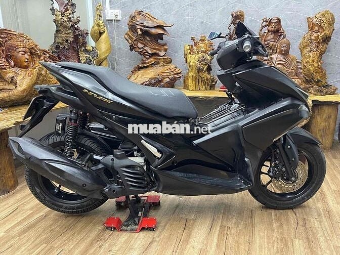 👉NVX biển SG ngoại hình đẹp, máy bao êm