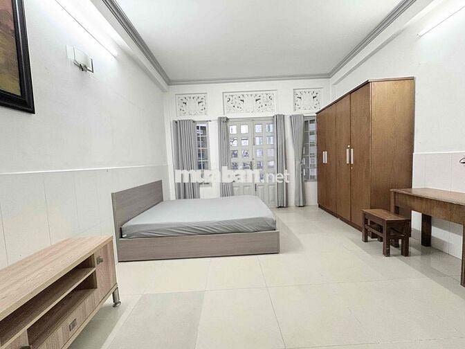 Cho Thuê Căn Hộ Studio Ban Công Thang Máy Full NT Ngay Bà Hạt Quận 10