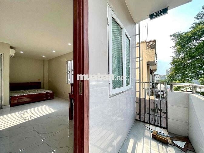 🏡CHO THUÊ CĂN HỘ DỊCH VỤ BANCOL LỚN, VIEW ĐẸP, THOÁNG NGAY VLU CS3