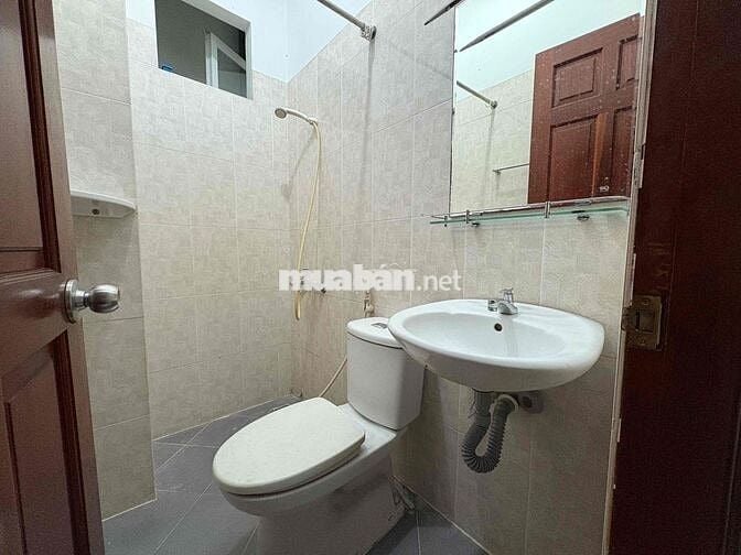 Cho Thuê Căn Hộ Studio Ban Công Thang Máy Full NT Ngay Bà Hạt Quận 10