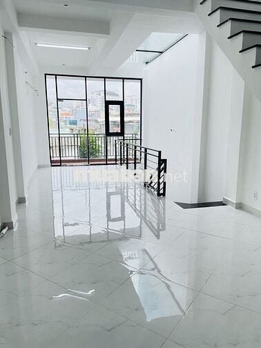 Bán nhà 4 tầng DT 4x16m, ngay Nguyễn Gia Trí (D2 cũ) P. 25 Bình Thạnh