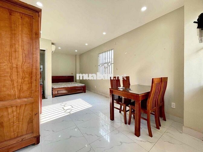 🏡CHO THUÊ CĂN HỘ DỊCH VỤ BANCOL LỚN, VIEW ĐẸP, THOÁNG NGAY VLU CS3