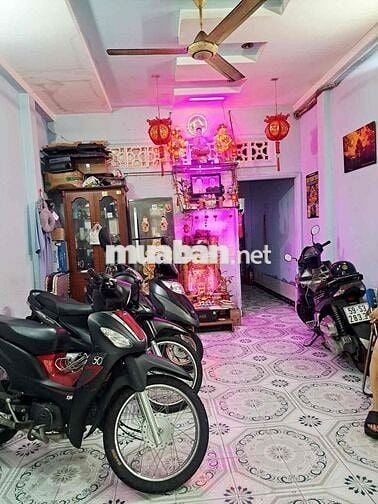 Bán nhà hẻm 4 m Tân kỳ Tân Quý Tân Phú dt 3,8x14,5m giá 4,9 tỷ.