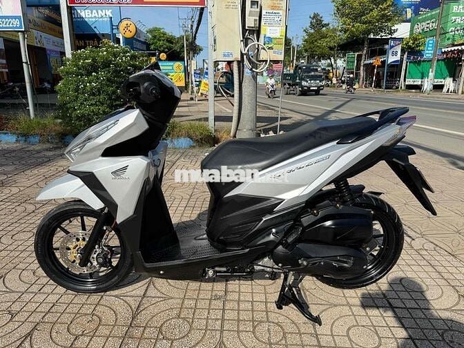 Vario 125 2018 bạc poscher