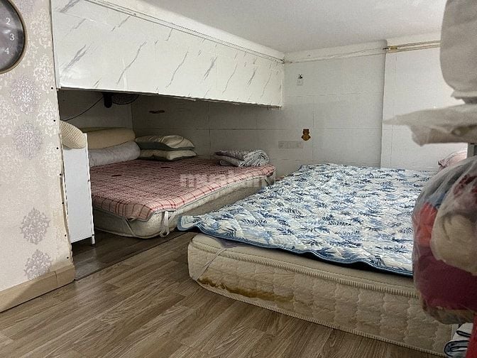 DO ĐI ĐỊNH CƯ NƯỚC NGOÀI NÊN CẦN RA ĐI CĂN HỘ CHUNG CƯ TẦNG TRỆT Q1