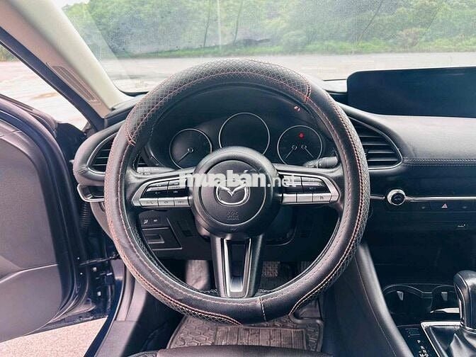 em xin phép bán Mazda 3 sx 2022