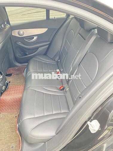 Bán xe merc c180 sx 2020