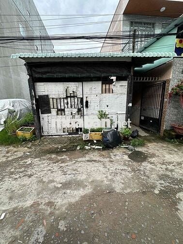 Bán dãy nhà trọ 5 phòng tại Hẻm tổ 4 Ng Văn Cừ hẻm 5m thu nhập ổn định