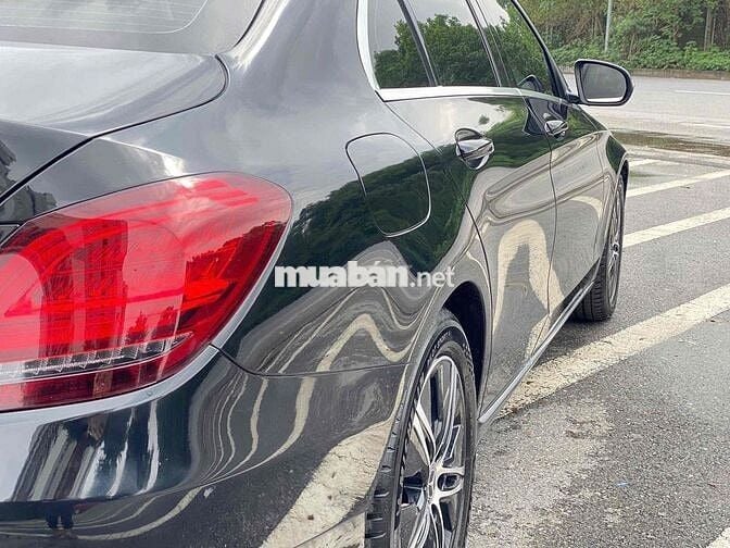Bán xe merc c180 sx 2020