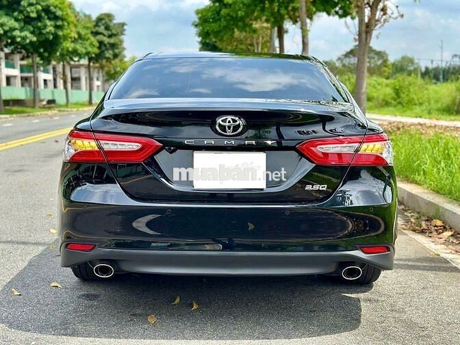 Toyota Camry 2020 2.5Q - 25.000km 1 chủ từ đầu