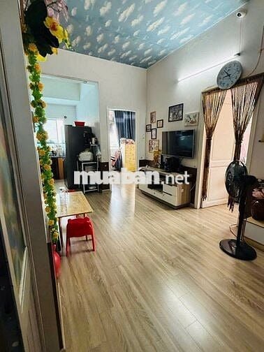 Bán căn hộ Quận 12 gần UBND Q.12 Lê Thị Riêng dt 60m2( 2pn, 2wc)