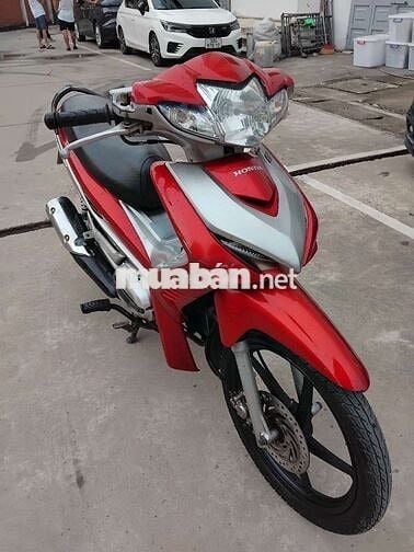 xe ga chính hãng honda đời mới 2011 có Fi.còn mới