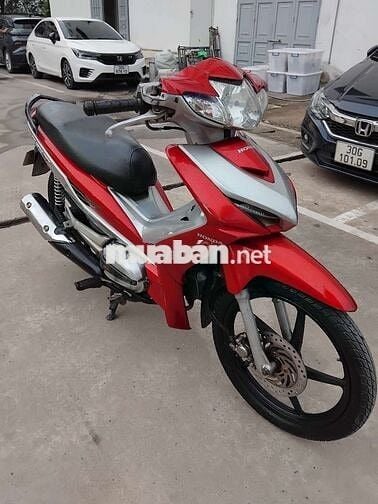 xe ga chính hãng honda đời mới 2011 có Fi.còn mới