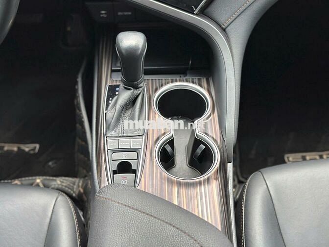 Toyota Camry 2020 2.5Q - 25.000km 1 chủ từ đầu