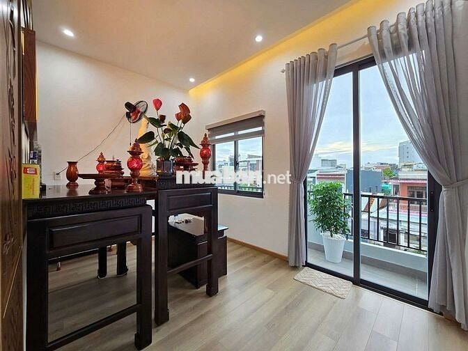 Bán nhà 3 tầng 3 mê kiệt Hoàng Diệu