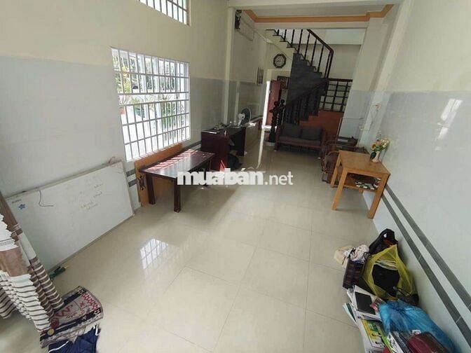 Nhà nguyên căn đường Lê Anh Xuân điện nước nhà nước
3PN, 1PK, 3 ml