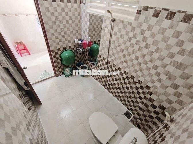 Nhà nguyên căn đường Lê Anh Xuân điện nước nhà nước
3PN, 1PK, 3 ml