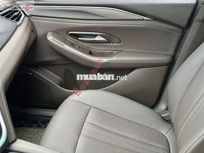 VinFast Lux A 2.0 Base 2.0 AT 2021 - 525 Triệu