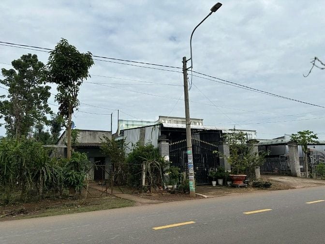 Công ty Đấu giá hợp danh Lam Sơn Sài Gòn THÔNG BÁO ĐẤU GIÁ TÀI SẢN