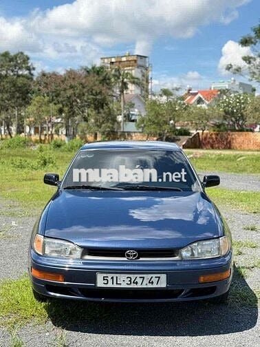 TOYOTA CAMRY BÁNH MÌ - 1997