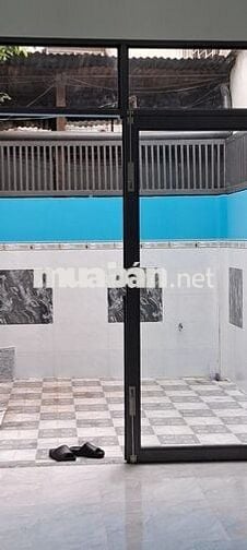 Đi nước ngoài bán gấp nhà Vườn Lài Giá 1ty5 2PN, 2WC, SHR