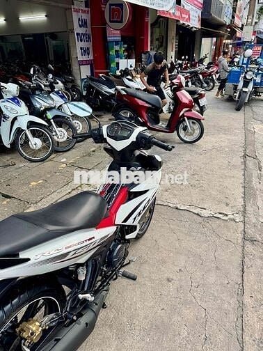 🔴🔴 Ex 150 trắng đỏ đen đký 2018 xe đẹp có góp