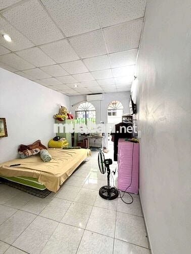 NHÀ 1 LẦU 2PN 2WC HẺM THÔNG PHAN HUY ÍCH