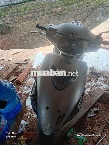 Xe tay ga Suzuki UA125T FI