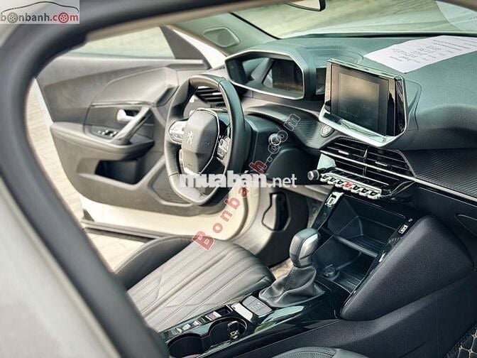 Peugeot 2008 GT Line 1.2 AT 2022 - 625 Triệu