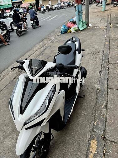 ❎❎ Vario 150 trắng đen cuối 2019 xe đẹp có góp