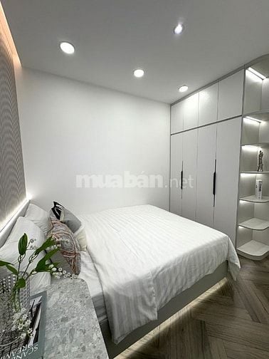 Bán căn hộ mới nhất Sky Garden - PMH, 3PN-2WC Nhà Full nội thất 