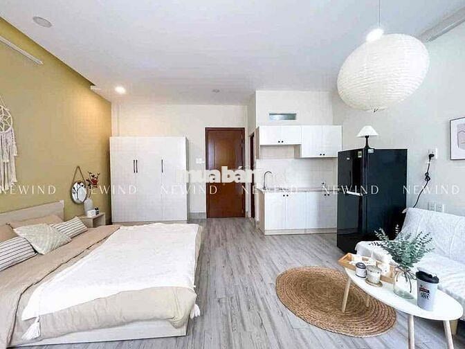 Studio Ban Công Rộng 30M2 Ngay Nguyễn Thị Thập Trung Tâm Quận 7