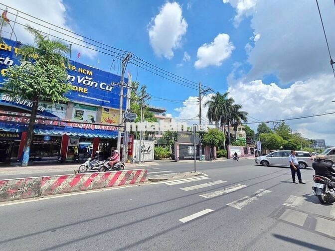 Cho thuê măt bằng kinh doanh đường huynh tấn phát,P binh thuận Quận 7