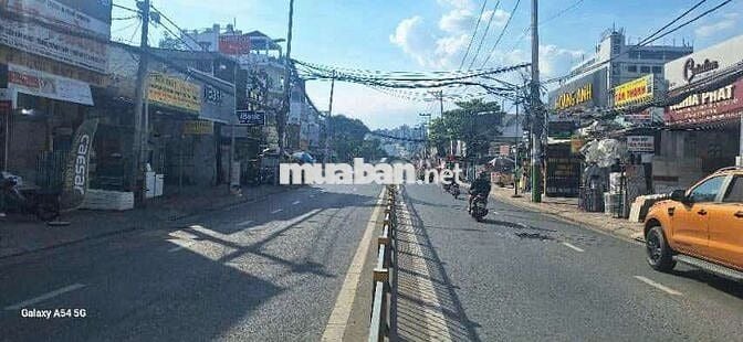 Cho thuê mặt bằng KD trống suốt - Nguyễn Thị Thập Q7 - 5x25m