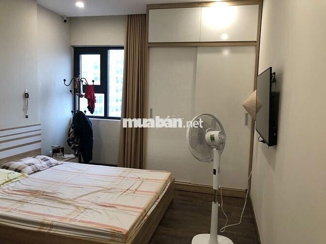 Chung cư Goldseason 47 Nguyễn Tuân 98m2 3pn2vs 18tr