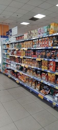 TUYỂN GẤP 5 NHÂN VIÊN BÁN HÀNG TRỰC TIẾP TẠI QUẦY HÀNG. 