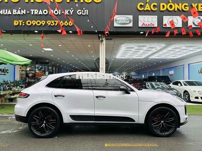 Porsche Macan Model 2019