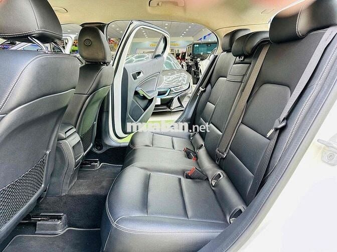 Mercedes Benz GLA 200 Model 2017