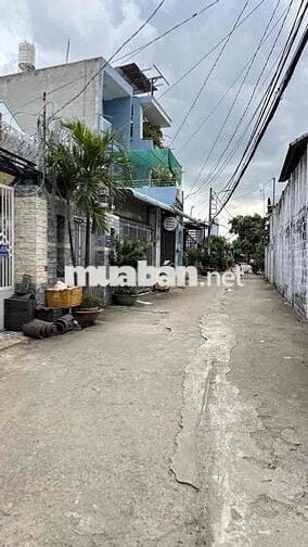 NHÀ BIỆT THỰ DIỆN TÍCH LỚN 10X24 SÁT MẶT TIỀN LÊ THỊ HÀ 250M2 GIÁ TỐT