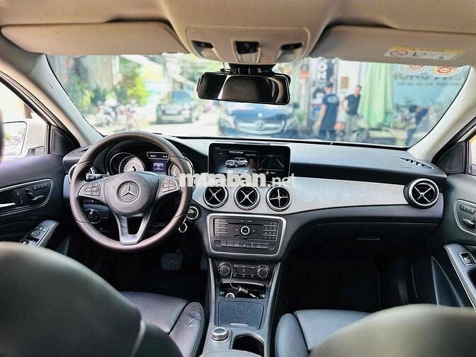 Mercedes Benz GLA 200 Model 2017