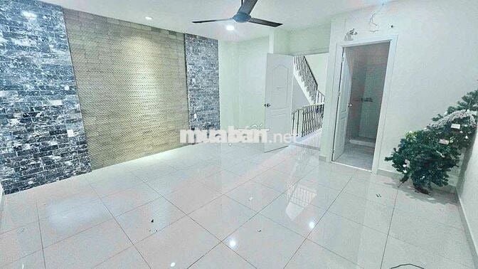 🏡 CHO THUÊ NHÀ MT NÚI THÀNH_6,5x18m_TRỆT 3 LẦU, MỚI ĐẸP.