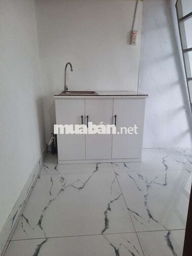 Ptr 20m2, đg Tr Thị Năm, q12 (gác,máy lạnh,máy giặt,time tự do)