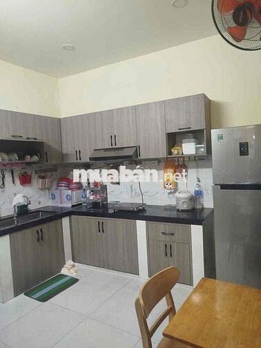 Nhà 1 lầu đẹp 5x15m Shr đg ô tô 1/30m đg nhựa gần Lê Thị Hà.