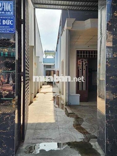 NHÀ THỊ TRẤN HÓC MÔN 5,6 X23 ĐƯỜNG XE HƠI LÊ LỢI NGAY CHỢ
