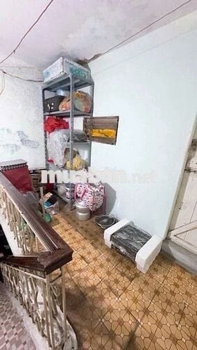 Bán Đất Tặng Nhà, Thửa Vuông, Ngõ Nông Gần Phố, Hợp Xây CCMN Đầu Tư