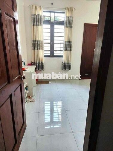 Cho thuê nhà gần UBND p.HBP,/QL13 hẻm xe tải 4 tầng giá 15tr TL