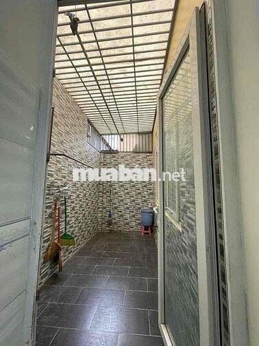 Cho thuê nhà gần Tiểu Học Tam Bình,Gò Dưa,p.Tam Bình ngang 8m giá 12tr