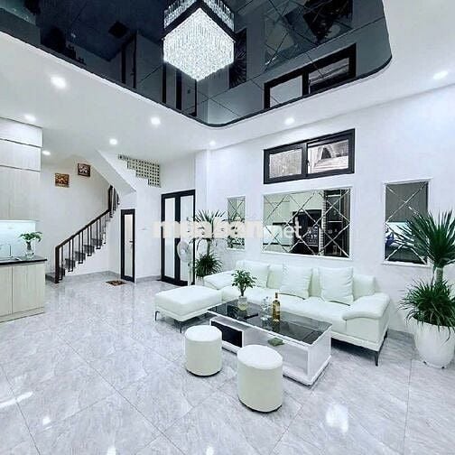 Lô Góc 3 Thoáng, Thang Máy, Gần Sân Chơi, Ô Tô 20m,Ở Ngay Khu Quân Đội