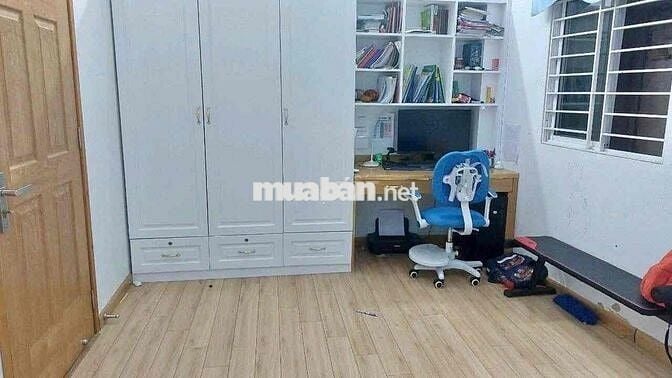 Cho thuê nhà gần chợ Hiệp Bình,/hiệp Bình,p.HBC 3 tầng full NT 15tr TL